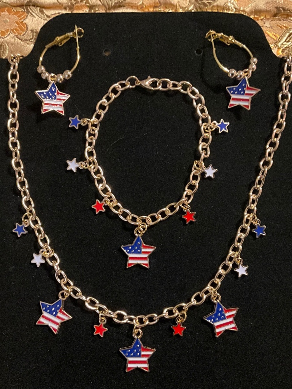 Patriotic Stars & Stripes Charm Jewelry Set Gold Tone Necklace Bracelet Earrings